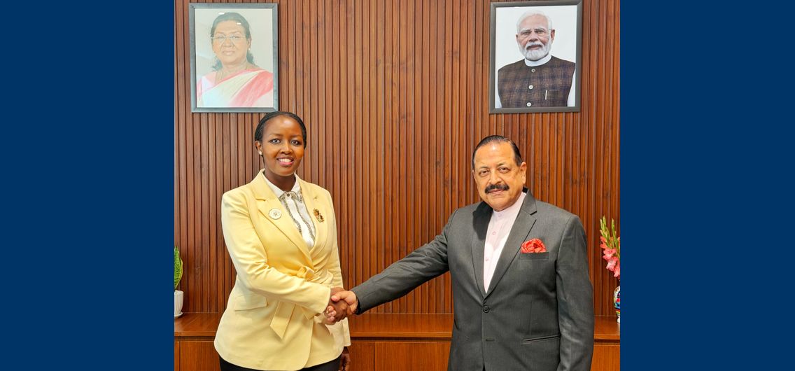 Meeting of Dr. Jitendra Singh, Minister of State for Science and Technology and Earth Sciences of India, with H.E. Ms. Paula Ingabire,…