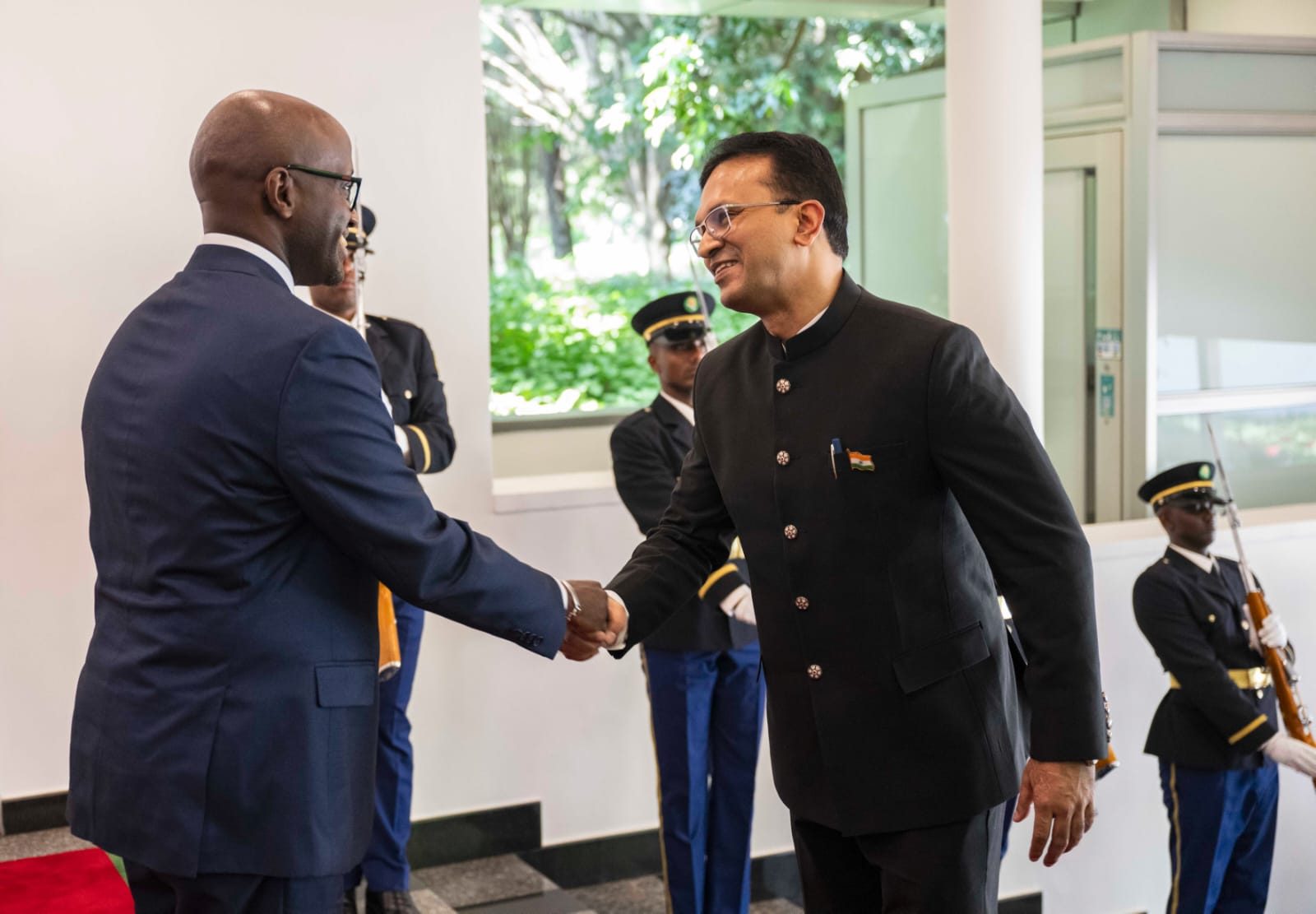 High Commissioner Mridu Pawan Das being received on the day he presented his Letter of Credence